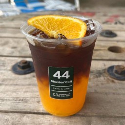 44 Slowbar’Coff