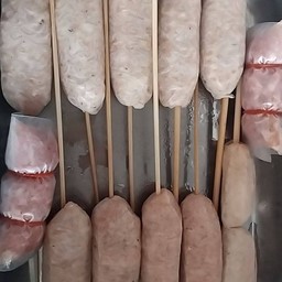 ไส้กรอกวุ้นเส้น