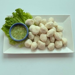 ลูกชิ้นนมสดลวกจิ้ม สุดแซ่บ