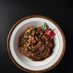 Braised Beef Stir-Fried Thai Basil