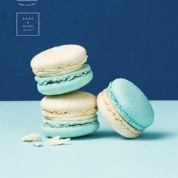 MILKY MACARON