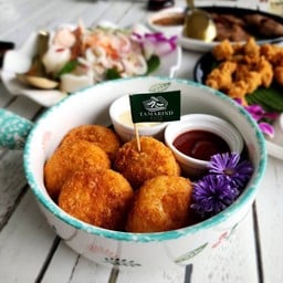 นักเก็ตกุ้งชีส