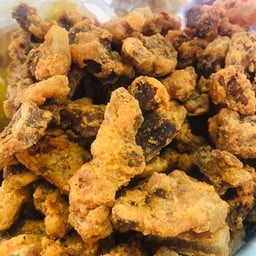 เกี๊ยวหมูกรอบ