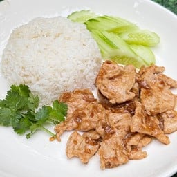 ข้าวทอดกระเทียม