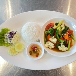 ข้าวผัดผักเจ