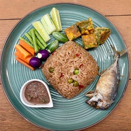 ข้าวผัดน้ำพริกกะปิ