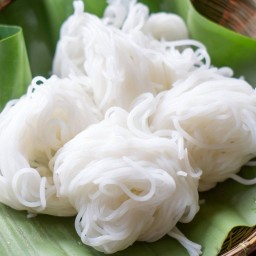 ขนมจีน