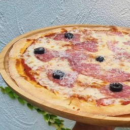 พิซซ่าซาลามี่