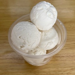 ไอศครีม กะทิ ถ้วยกลาง 4 scoops