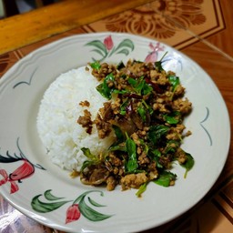 ข้าวกะเพราหมูสับ