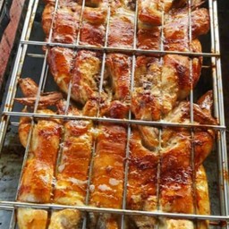 ไก่ย่างเป็ดย่างจักราชนายหนวด
