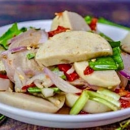 ยำหมูยอ