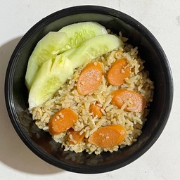 ข้าวผัด ไส้กรอก