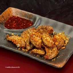 ไส้อ่อนทอดกระเทียม