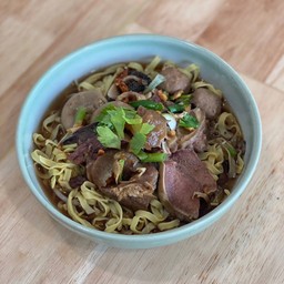 ก๋วยเตี๋ยวเนื้อตุ๋น สูตรเด็ด