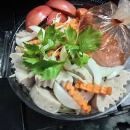 ยำหมูยอ