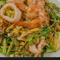 สุกี้แห้งหมึกกุ้ง