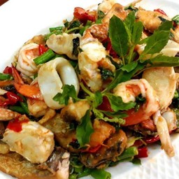 กระเพรารวมมิตร