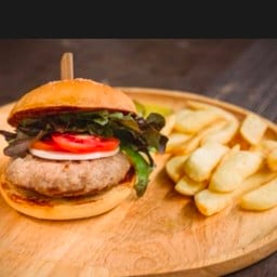 (321) คินโจเบอร์เกอร์หมูคุโรบุตะดรายเอจ Aging Kurobuta Pork Burger