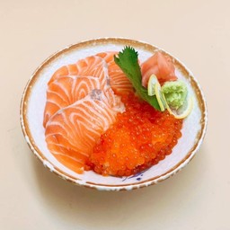 (274) ข้าวหน้าแซลมอนและไข่ปลาแซลมอน Salmon Ikura Oyako Don