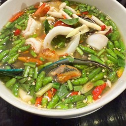 ต้มยำทะเล น้ำใส