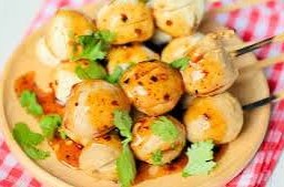 ลูกชิ้น หมู ปิ้ง 1 ไม้