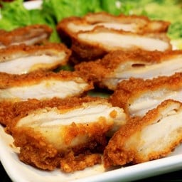 สะโพกไก่ไม่มีกระดูกทอด