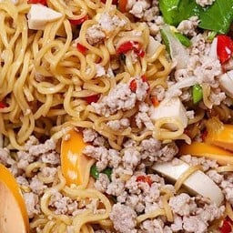 ส้มตำยำ วัยรุ่นทุนแม่