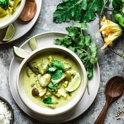 SET ข้าวไรส์เบอร์รี่ +แกงเขียวหวาน ใช้น้ำนมfat 0%  270KCAL