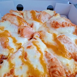 พิซซ่า ไส้กรอกชีส