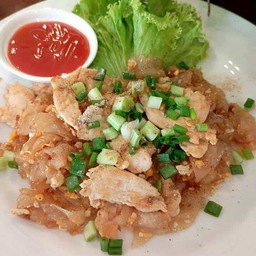 ก๋วยเต๋ียวคั่วไก่