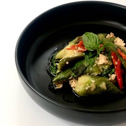 ผัดมะเขือยาวออแกนิก ไร้น้ำมัน 189 KCAL