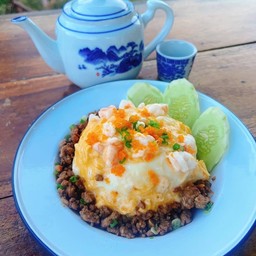 ข้าวไข่ข้นแฮมหมูซีอิ้ว