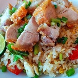 ข้าวผัดหมูการอบ