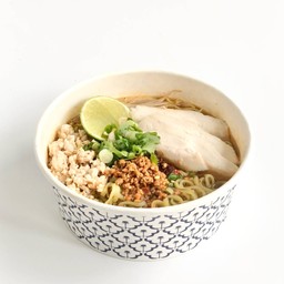 ก๋วยเตี๋ยวต้มยำ อกไก่ซูวี ไร้น้ำมัน ( แยกเครื่องปรุง )