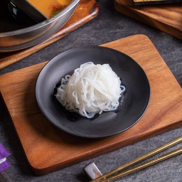 เส้นบุก