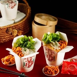 โต๊ะจิน卓金 หมี่ไก่ฉีก