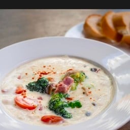 (966) สตูว์ครีมไก่และผัก White Cream Stew