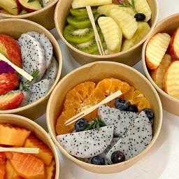have a fresh day! (ผลไม้สด หั่นพร้อมทาน)