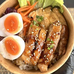 ข้าวหอมมะลิไก่เทอริยากิ