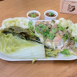 ปลาทับนึ่งจิ้มแจ่ว