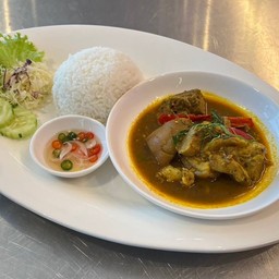 ข้าวแกงคั่วขาหมู