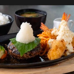 (302) แฮมเบิร์กสไตล์ญี่ปุ่นรสดหัวไชเท้าบด Japanese Style Hamberg Steak