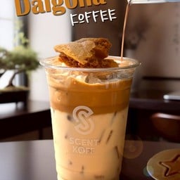 Dalgona coffee