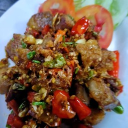 หมูกรอบผัดพริกเกลือ