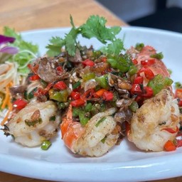กุ้งแม่น้ำผัดพริกเกลือ