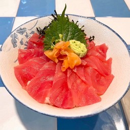 (372) ข้าวหน้าทูน่า Tuna Don