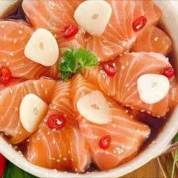 แซลมอนดองซีอิ๊ว L