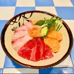 (373) ข้าวหน้าปลาแซลมอน,ทูน่า และ ฮามาจิ Salmon Tuna Hamachi Don