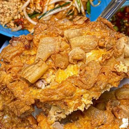 ไข่เจียว-กากหมู กรุบกรับ